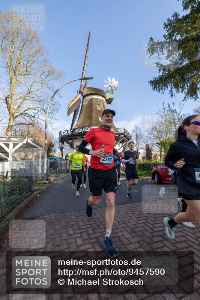 12.04.2026 - 45. Internationalen Wilhelmsburger Insellauf Michael Strokosch http://msf.ph/oto/9457590 12.04.2026 09:02:15 Laufen 5805, 2263, 4711 meine-sportfotos.de