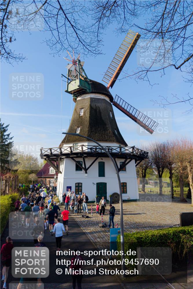 12.04.2026 - 45. Internationalen Wilhelmsburger Insellauf Michael Strokosch http://msf.ph/oto/9457690 12.04.2026 09:00:59 Laufen 99 meine-sportfotos.de