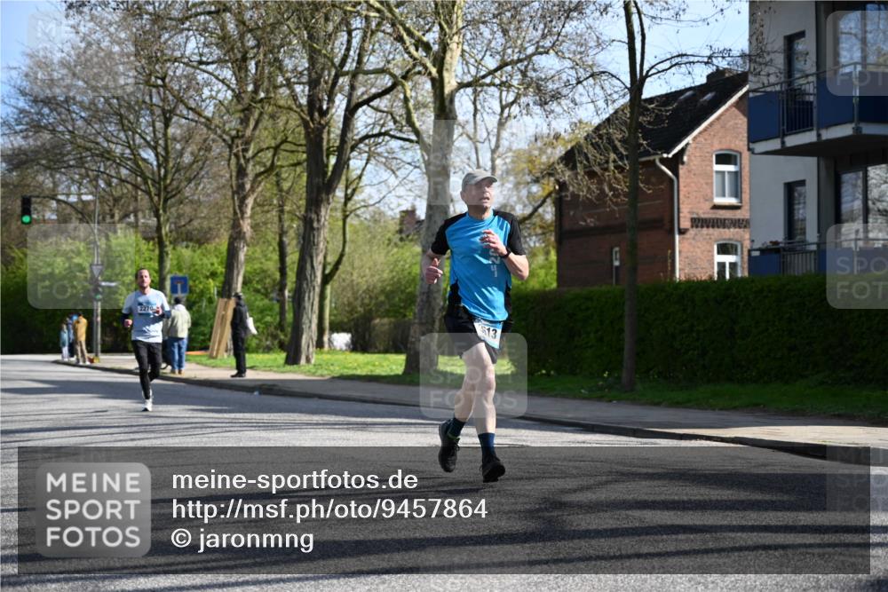 12.04.2026 - 45. Internationalen Wilhelmsburger Insellauf J. Mangold http://msf.ph/oto/9457864 12.04.2026 10:34:15 Ziel 4493, 3945, 3613, 2270, 4555, 2472, 2559, 3636, 3929, 5480, 3042, 3065, 3065, 2123, 3485, 3133, 4807, 3385, 2402, 2917, 2459, 2488, 2482, 4108, 3324, 5492 meine-sportfotos.de