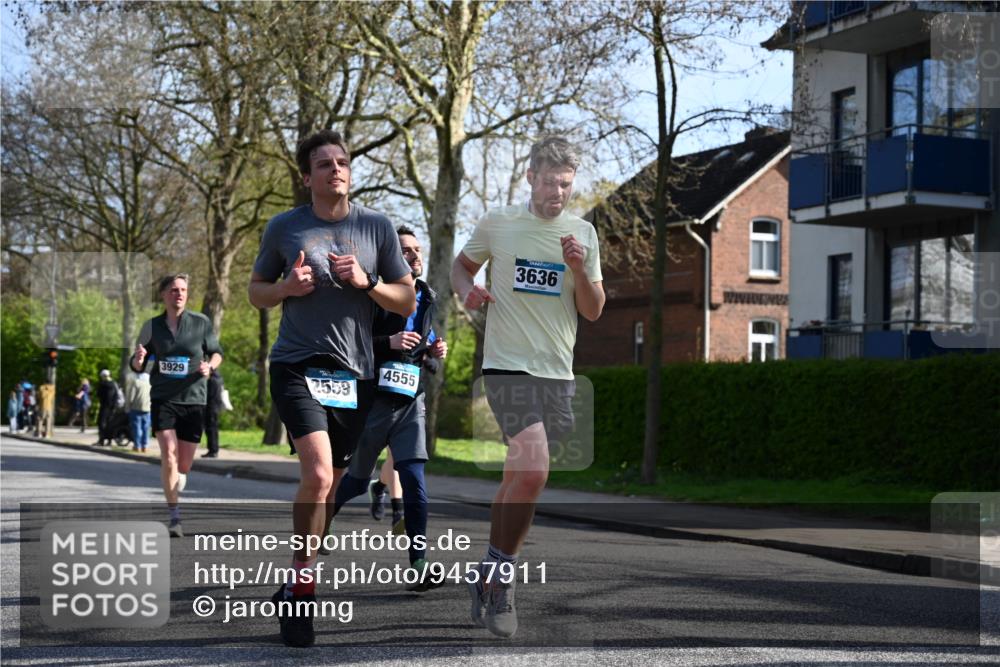12.04.2026 - 45. Internationalen Wilhelmsburger Insellauf J. Mangold http://msf.ph/oto/9457911 12.04.2026 10:34:23 Ziel 3613, 2270, 4555, 2472, 2559, 3636, 3929, 5480, 3042, 3065, 2123, 3485, 3133, 4807, 3385, 2402, 2917, 2459, 2488, 2482, 4108, 3324, 5492, 5036, 5048, 2423, 2814 meine-sportfotos.de