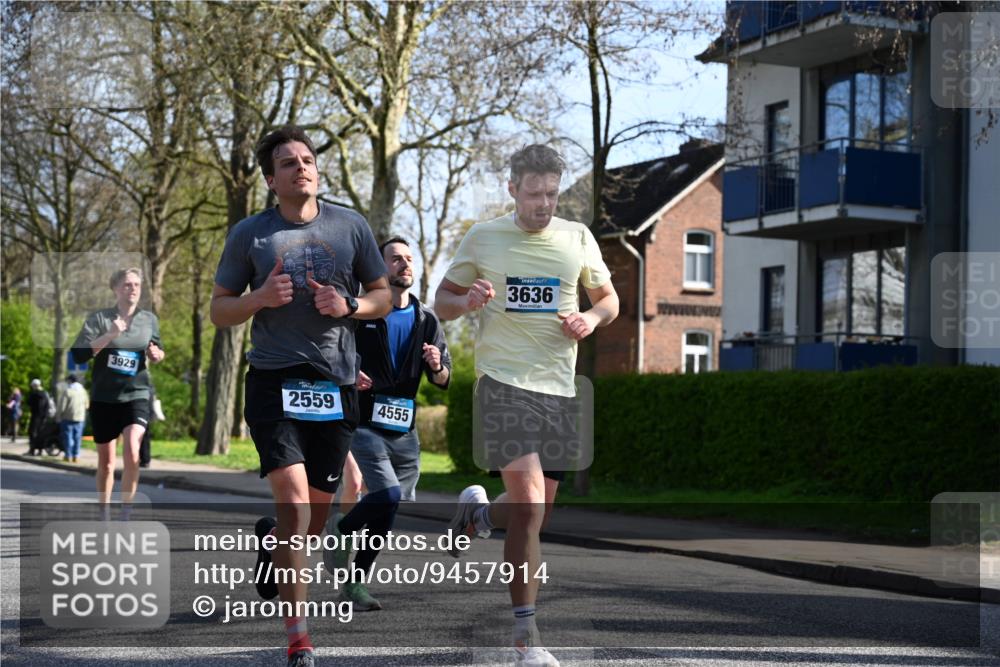 12.04.2026 - 45. Internationalen Wilhelmsburger Insellauf J. Mangold http://msf.ph/oto/9457914 12.04.2026 10:34:23 Ziel 3613, 2270, 4555, 2472, 2559, 3636, 3929, 5480, 3042, 3065, 2123, 3485, 3133, 4807, 3385, 2402, 2917, 2459, 2488, 2482, 4108, 3324, 5492, 5036, 5048, 2423, 2814 meine-sportfotos.de