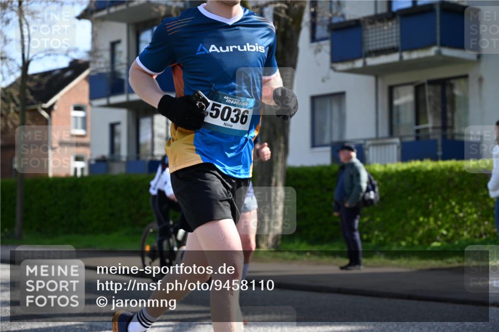 12.04.2026 - 45. Internationalen Wilhelmsburger Insellauf J. Mangold http://msf.ph/oto/9458110 12.04.2026 10:35:02 Ziel 5492, 5036, 5048, 2423, 2814, 4000, 5551, 4109, 2497, 2583, 3759, 4127, 4127, 5523, 4884, 5603, 4521, 5731 meine-sportfotos.de