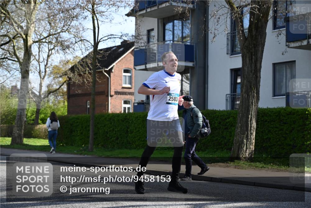12.04.2026 - 45. Internationalen Wilhelmsburger Insellauf J. Mangold http://msf.ph/oto/9458153 12.04.2026 10:35:13 Ziel 4000, 5551, 4109, 2497, 2583, 3759, 4127, 5523, 4884, 5603, 4521, 4521, 5731, 5950, 5042, 4050, 5589, 3084, 3516 meine-sportfotos.de
