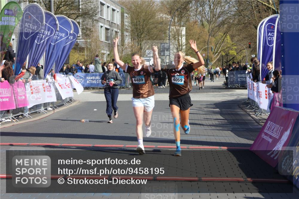 12.04.2026 - 45. Internationalen Wilhelmsburger Insellauf Strokosch-Dieckow http://msf.ph/oto/9458195 12.04.2026 11:04:44 Ziel 5533, 2664, 5792, 4059, 4489, 4686 meine-sportfotos.de