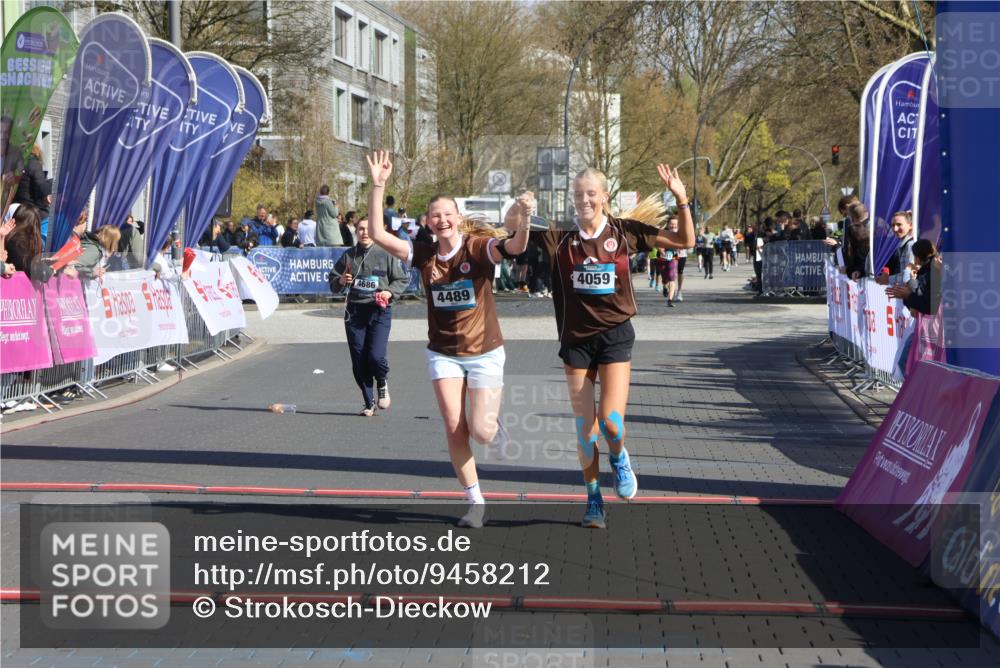 12.04.2026 - 45. Internationalen Wilhelmsburger Insellauf Strokosch-Dieckow http://msf.ph/oto/9458212 12.04.2026 11:04:44 Ziel 5533, 2664, 5792, 4059, 4489, 4686 meine-sportfotos.de