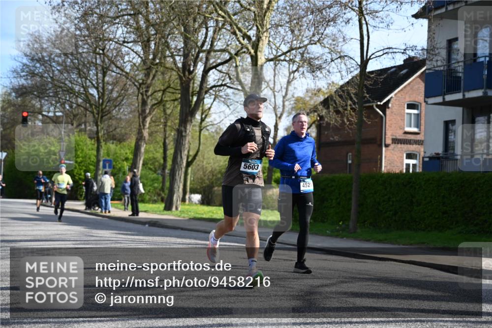 12.04.2026 - 45. Internationalen Wilhelmsburger Insellauf J. Mangold http://msf.ph/oto/9458216 12.04.2026 10:35:36 Ziel 4884, 5603, 4521, 5731, 5950, 5042, 4050, 5589, 3084, 3516, 3084, 3516, 3221, 2192, 3731, 4118, 4118, 4190, 4439 meine-sportfotos.de
