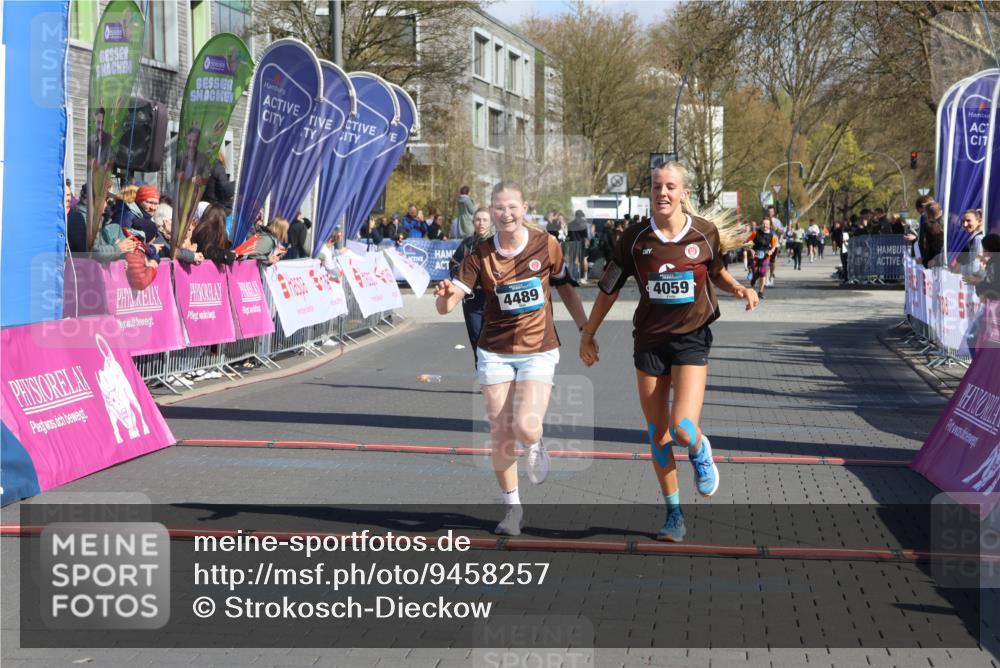 12.04.2026 - 45. Internationalen Wilhelmsburger Insellauf Strokosch-Dieckow http://msf.ph/oto/9458257 12.04.2026 11:04:44 Ziel 5533, 2664, 5792, 4059, 4489, 4686 meine-sportfotos.de