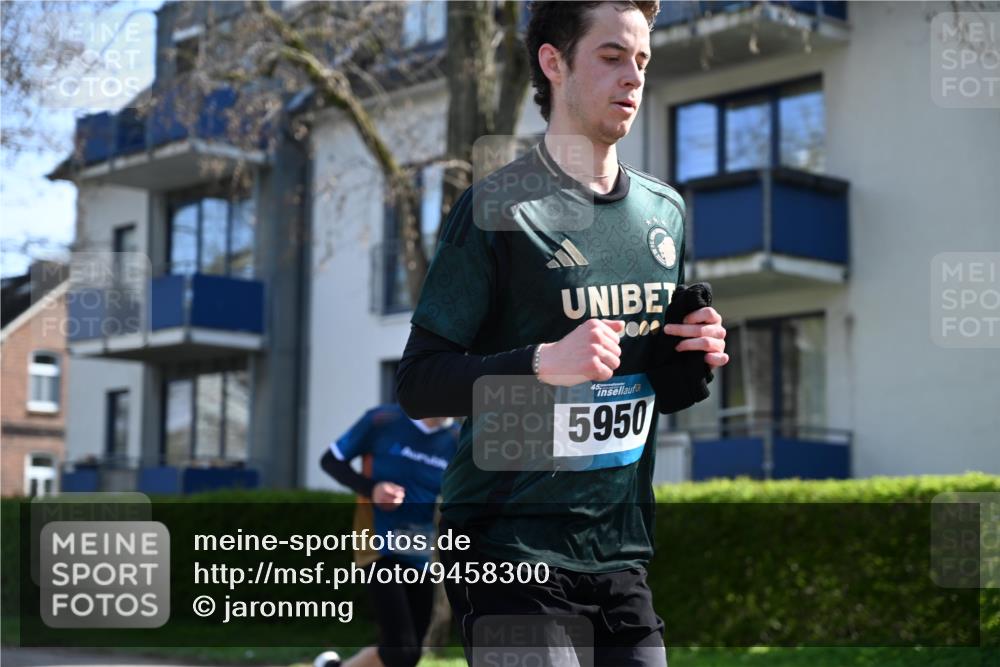 12.04.2026 - 45. Internationalen Wilhelmsburger Insellauf J. Mangold http://msf.ph/oto/9458300 12.04.2026 10:35:45 Ziel 5603, 4521, 5731, 5950, 5042, 4050, 5589, 3084, 3516, 3221, 2192, 3731, 2192, 3731, 4118, 4190, 4439, 4172, 4030, 5291 meine-sportfotos.de