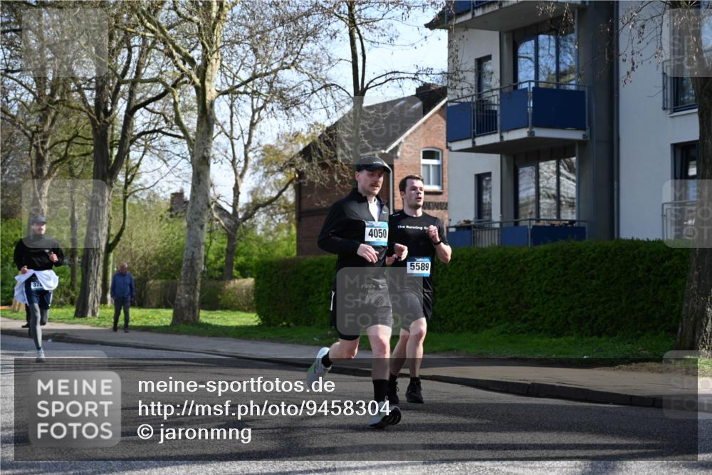 12.04.2026 - 45. Internationalen Wilhelmsburger Insellauf J. Mangold http://msf.ph/oto/9458304 12.04.2026 10:35:48 Ziel 4521, 5731, 5950, 5042, 4050, 5589, 3084, 3516, 3221, 2192, 3731, 4118, 4118, 4190, 4439, 4172, 4030, 5291, 2446 meine-sportfotos.de