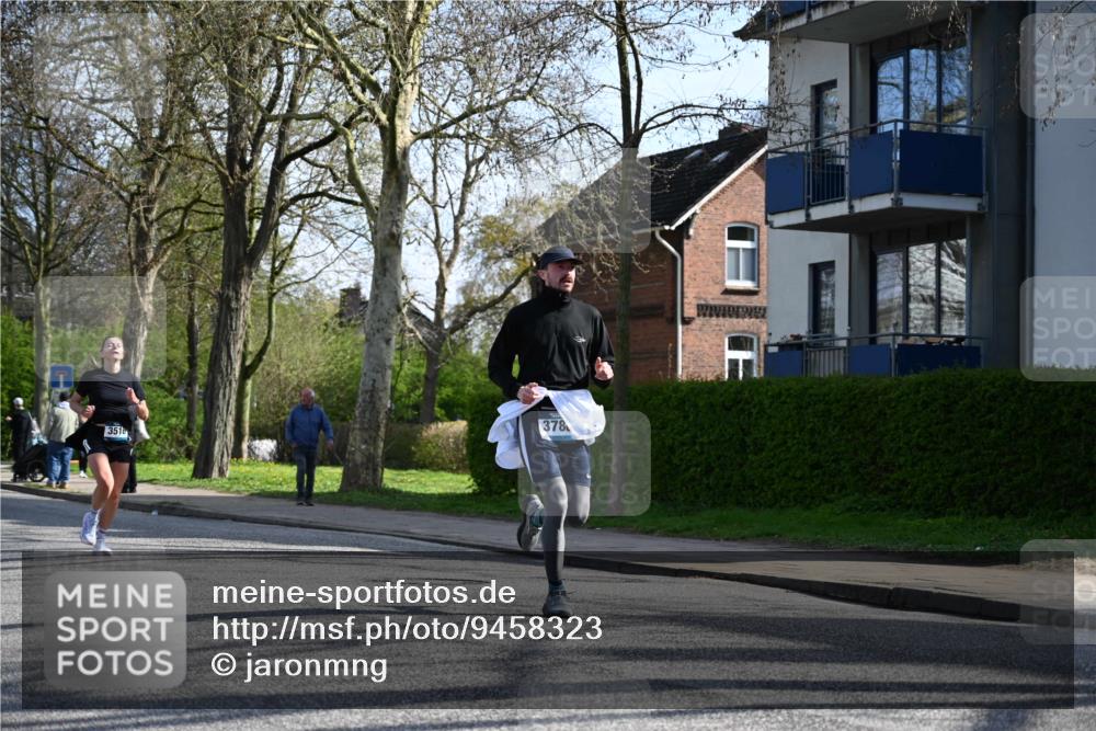 12.04.2026 - 45. Internationalen Wilhelmsburger Insellauf J. Mangold http://msf.ph/oto/9458323 12.04.2026 10:35:50 Ziel 4521, 5731, 5950, 5042, 4050, 5589, 3084, 3516, 3221, 2192, 3731, 4118, 4190, 4439, 4172, 4172, 4030, 5291, 2446 meine-sportfotos.de