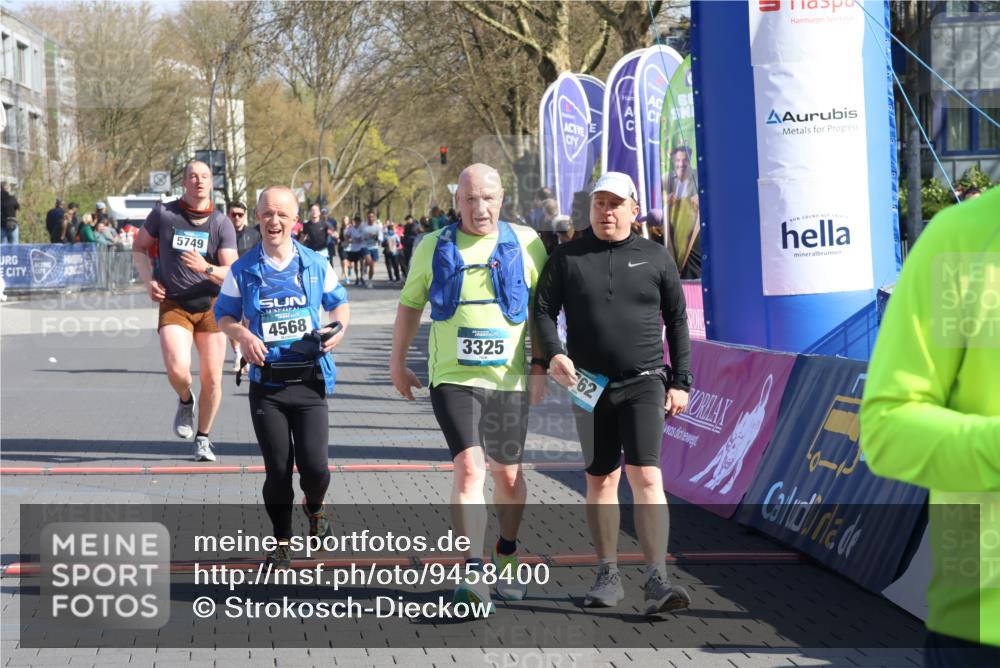12.04.2026 - 45. Internationalen Wilhelmsburger Insellauf Strokosch-Dieckow http://msf.ph/oto/9458400 12.04.2026 10:48:13 Ziel 4539, 3762, 4568, 3325, 5749 meine-sportfotos.de