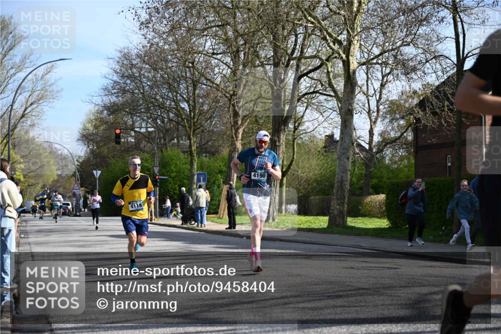 12.04.2026 - 45. Internationalen Wilhelmsburger Insellauf J. Mangold http://msf.ph/oto/9458404 12.04.2026 10:36:00 Ziel 3084, 3516, 3221, 2192, 3731, 4118, 4190, 4439, 4172, 4030, 5291, 2446, 2090, 5691, 3796, 2582 meine-sportfotos.de