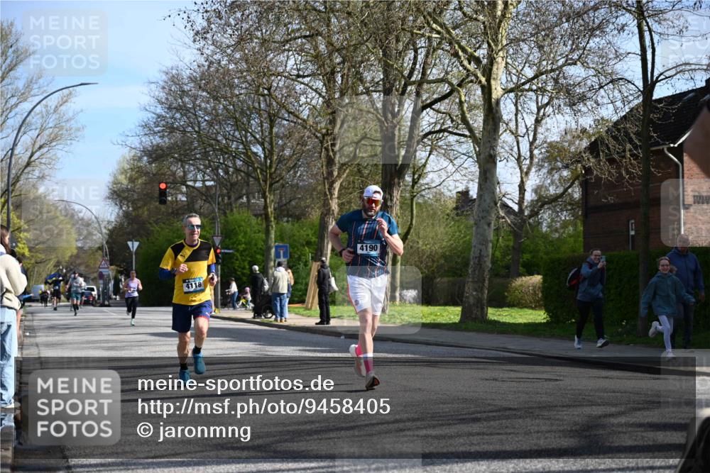 12.04.2026 - 45. Internationalen Wilhelmsburger Insellauf J. Mangold http://msf.ph/oto/9458405 12.04.2026 10:36:01 Ziel 3084, 3516, 3221, 2192, 3731, 4118, 4190, 4439, 4172, 4030, 5291, 2446, 2090, 5691, 3796, 2582 meine-sportfotos.de