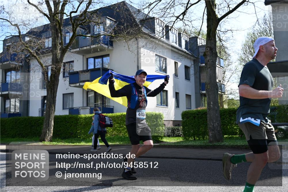12.04.2026 - 45. Internationalen Wilhelmsburger Insellauf J. Mangold http://msf.ph/oto/9458512 12.04.2026 10:36:19 Ziel 4190, 4439, 4172, 4030, 5291, 2446, 2090, 5691, 3796, 2582, 3629, 3894, 4544, 3230, 4978, 5567 meine-sportfotos.de