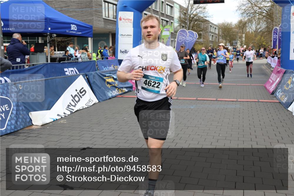12.04.2026 - 45. Internationalen Wilhelmsburger Insellauf Strokosch-Dieckow http://msf.ph/oto/9458583 12.04.2026 13:01:32 Laufen  meine-sportfotos.de