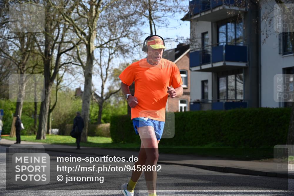 12.04.2026 - 45. Internationalen Wilhelmsburger Insellauf J. Mangold http://msf.ph/oto/9458802 12.04.2026 10:37:35 Ziel 3238, 2531, 5496, 5251, 3182, 2568, 2657, 4833, 5706, 2105, 4013, 3386, 5289, 2537, 2020, 5363, 2986, 5732, 3087, 4832 meine-sportfotos.de