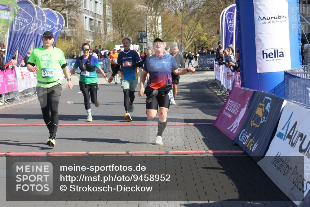 12.04.2026 - 45. Internationalen Wilhelmsburger Insellauf Strokosch-Dieckow http://msf.ph/oto/9458952 12.04.2026 11:05:30 Ziel 2203, 2415, 3130, 4286, 4516, 5043, 2730, 2193 meine-sportfotos.de