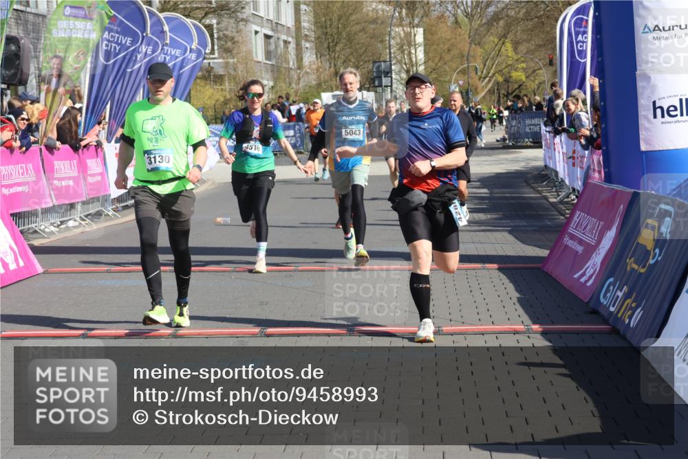 12.04.2026 - 45. Internationalen Wilhelmsburger Insellauf Strokosch-Dieckow http://msf.ph/oto/9458993 12.04.2026 11:05:30 Ziel 2203, 2415, 3130, 4286, 4516, 5043, 2730, 2193 meine-sportfotos.de