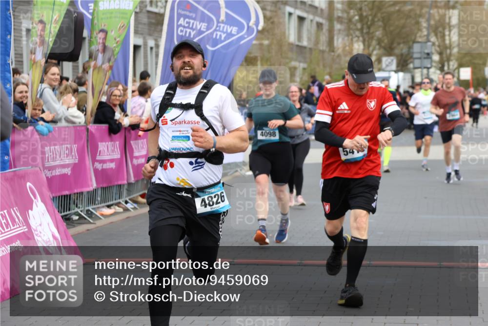12.04.2026 - 45. Internationalen Wilhelmsburger Insellauf Strokosch-Dieckow http://msf.ph/oto/9459069 12.04.2026 13:01:12 Laufen  meine-sportfotos.de