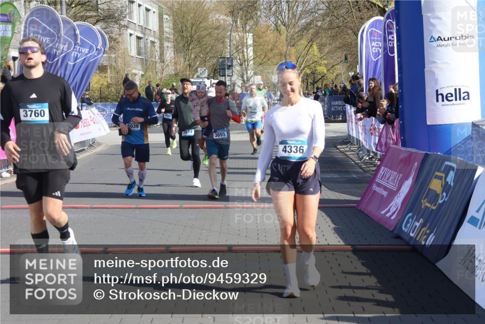 12.04.2026 - 45. Internationalen Wilhelmsburger Insellauf Strokosch-Dieckow http://msf.ph/oto/9459329 12.04.2026 10:49:15 Ziel 4336, 3760, 3695, 5039, 2672, 4789 meine-sportfotos.de