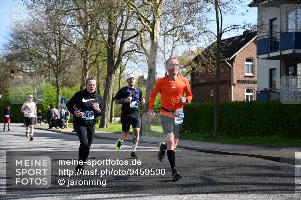 12.04.2026 - 45. Internationalen Wilhelmsburger Insellauf J. Mangold http://msf.ph/oto/9459590 12.04.2026 10:40:23 Ziel 2711, 3144, 5606, 3702, 4907, 2525, 3677, 2379, 3171, 3171, 5832, 4680, 4262, 2485, 2883, 4501, 2633, 2634, 3090, 4649, 4655, 3987, 3381, 3380, 3381, 3380, 4180, 4980, 5408, 2507, 2456, 2768, 3534, 5281 meine-sportfotos.de