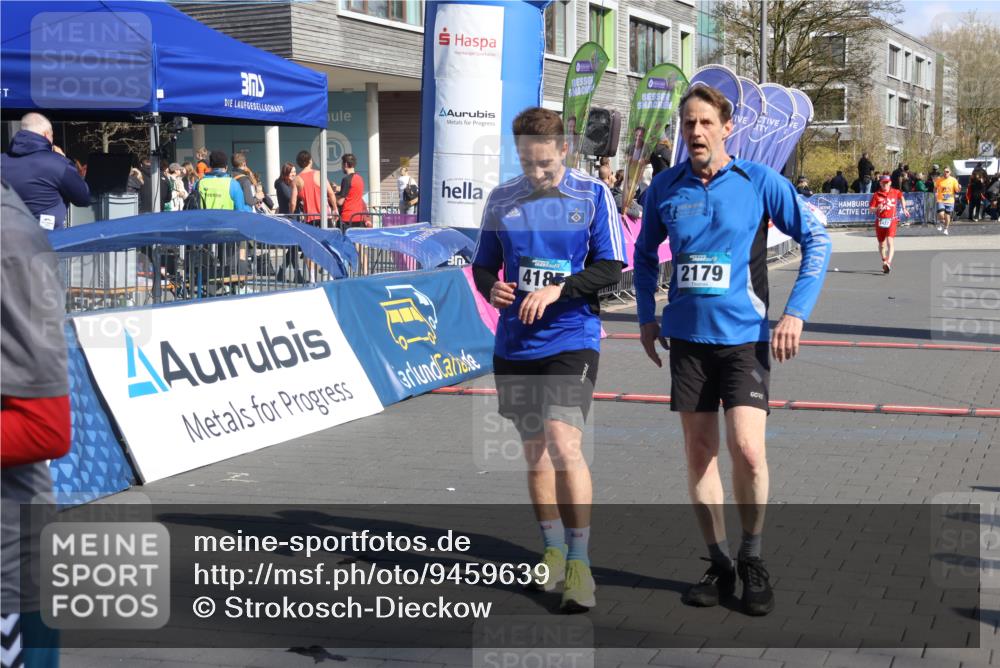 12.04.2026 - 45. Internationalen Wilhelmsburger Insellauf Strokosch-Dieckow http://msf.ph/oto/9459639 12.04.2026 10:49:31 Ziel 4185, 2179 meine-sportfotos.de