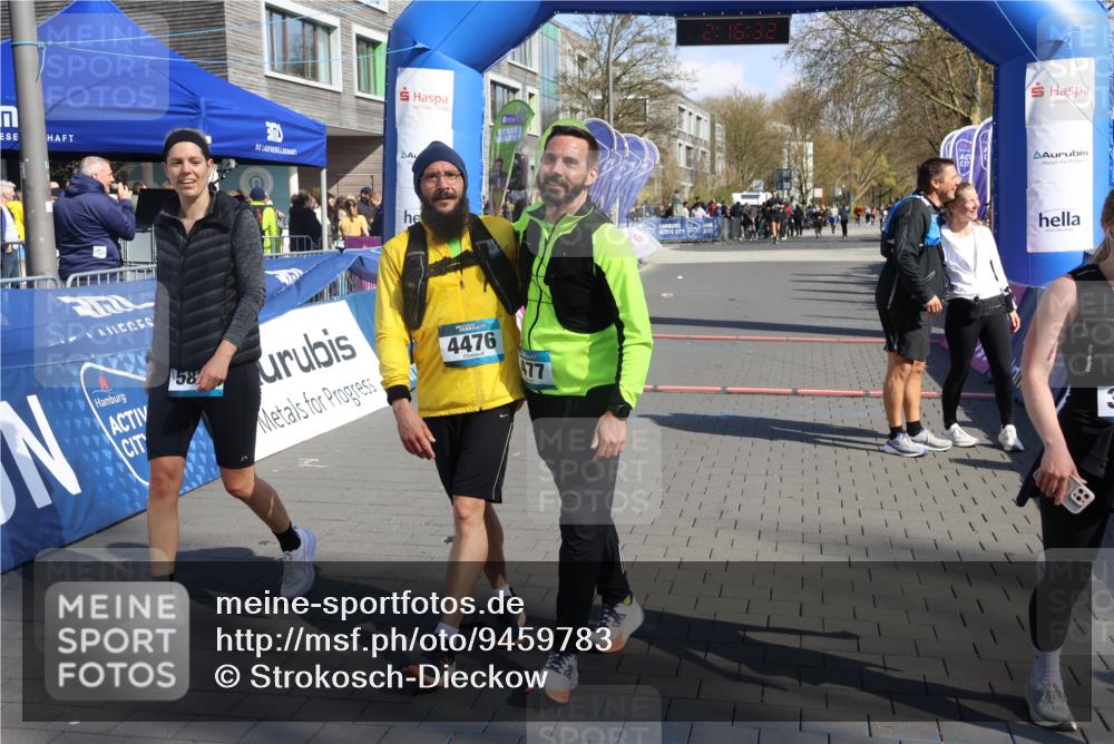 12.04.2026 - 45. Internationalen Wilhelmsburger Insellauf Strokosch-Dieckow http://msf.ph/oto/9459783 12.04.2026 11:06:30 Ziel  meine-sportfotos.de
