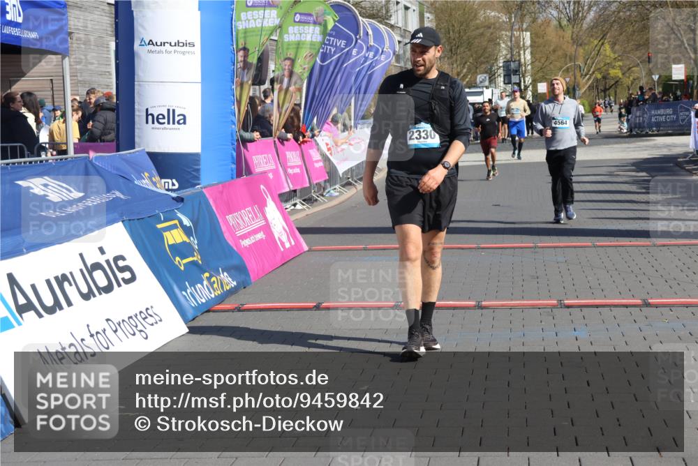 12.04.2026 - 45. Internationalen Wilhelmsburger Insellauf Strokosch-Dieckow http://msf.ph/oto/9459842 12.04.2026 11:06:45 Ziel 2330, 3460, 4564 meine-sportfotos.de