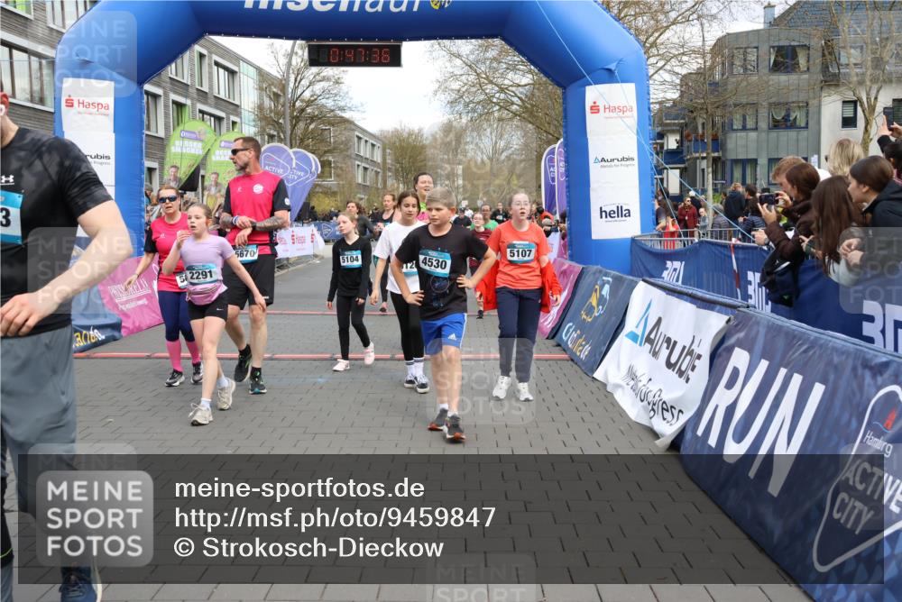 12.04.2026 - 45. Internationalen Wilhelmsburger Insellauf Strokosch-Dieckow http://msf.ph/oto/9459847 12.04.2026 13:00:36 Laufen  meine-sportfotos.de