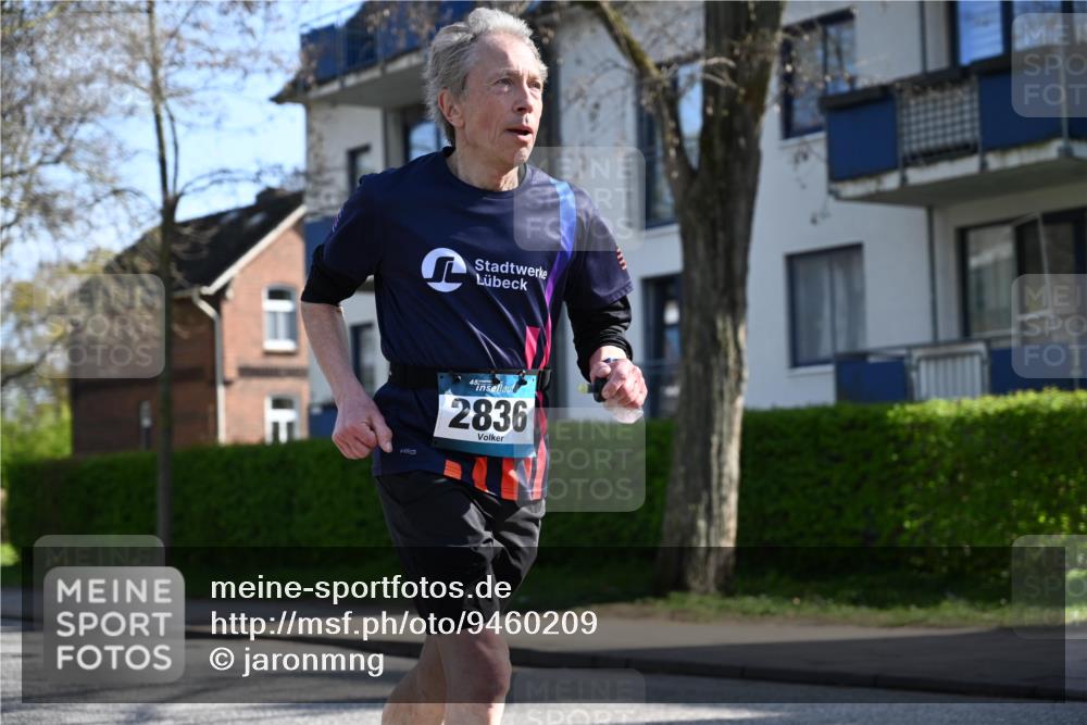 12.04.2026 - 45. Internationalen Wilhelmsburger Insellauf J. Mangold http://msf.ph/oto/9460209 12.04.2026 10:41:52 Ziel 3201, 2869, 2479, 3892, 4483, 5654, 2836, 4615, 2222, 3419, 4042, 3991, 2262, 2263, 2252 meine-sportfotos.de