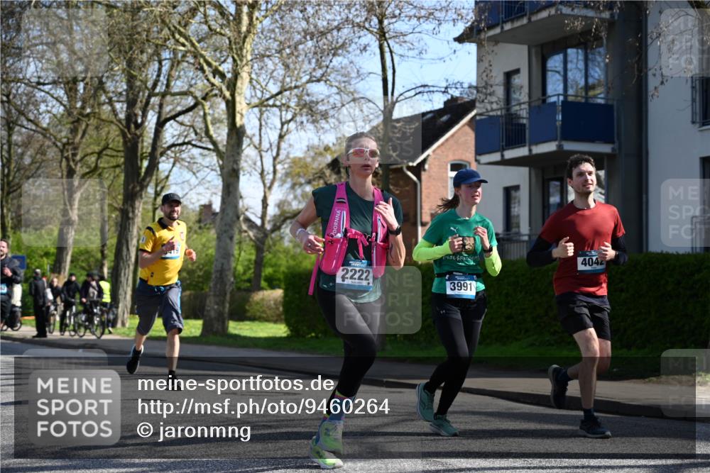 12.04.2026 - 45. Internationalen Wilhelmsburger Insellauf J. Mangold http://msf.ph/oto/9460264 12.04.2026 10:42:09 Ziel 4615, 2222, 3419, 4042, 3991, 2262, 2263, 2252, 3091, 5442, 5273 meine-sportfotos.de