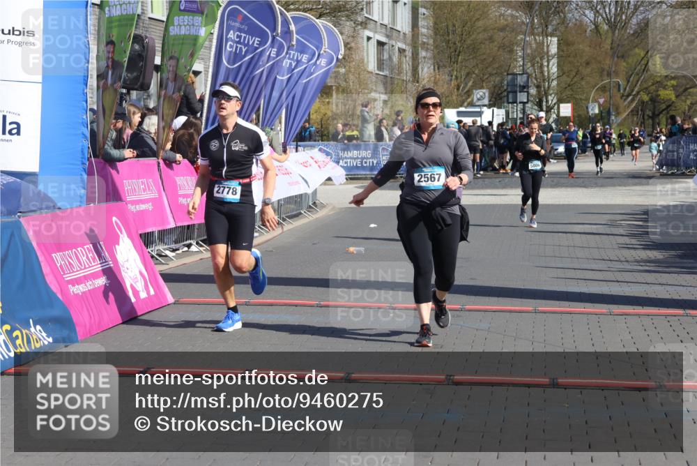 12.04.2026 - 45. Internationalen Wilhelmsburger Insellauf Strokosch-Dieckow http://msf.ph/oto/9460275 12.04.2026 11:07:44 Ziel 2567, 2778 meine-sportfotos.de