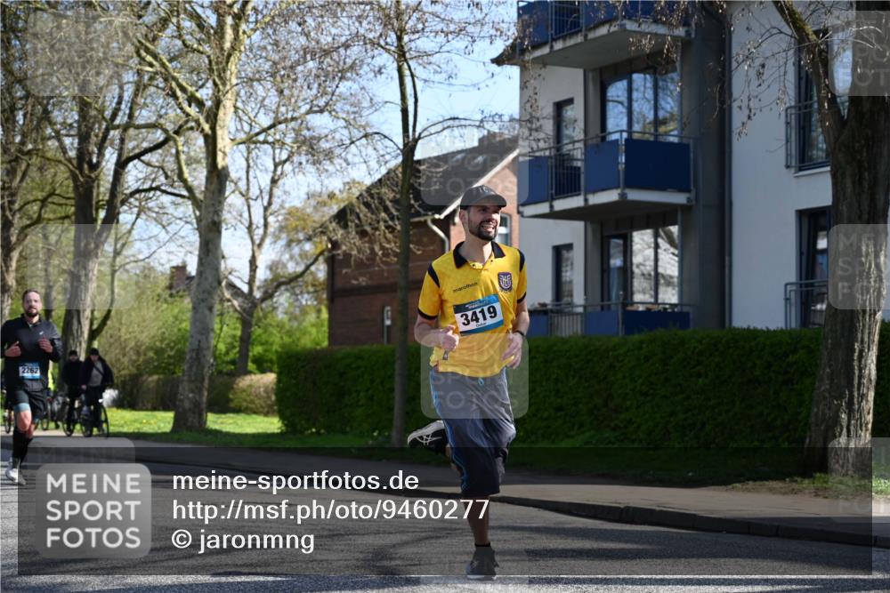 12.04.2026 - 45. Internationalen Wilhelmsburger Insellauf J. Mangold http://msf.ph/oto/9460277 12.04.2026 10:42:11 Ziel 4615, 2222, 3419, 4042, 3991, 2262, 2263, 2252, 3091, 5442, 5273, 2724, 2500 meine-sportfotos.de