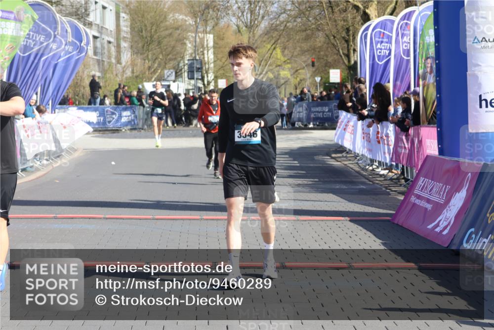 12.04.2026 - 45. Internationalen Wilhelmsburger Insellauf Strokosch-Dieckow http://msf.ph/oto/9460289 12.04.2026 10:50:11 Ziel 2655, 5441, 3546, 2618, 2176 meine-sportfotos.de