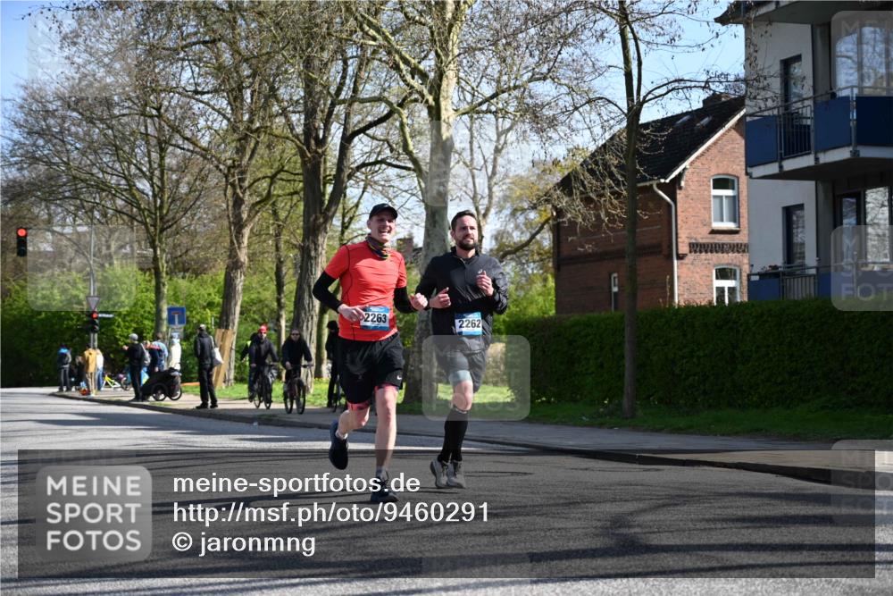 12.04.2026 - 45. Internationalen Wilhelmsburger Insellauf J. Mangold http://msf.ph/oto/9460291 12.04.2026 10:42:12 Ziel 4615, 2222, 3419, 4042, 3991, 2262, 2263, 2252, 3091, 5442, 5273, 2724, 2500, 3021 meine-sportfotos.de