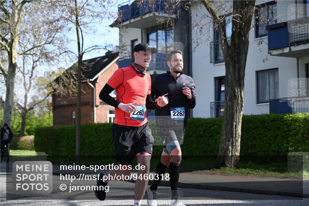 12.04.2026 - 45. Internationalen Wilhelmsburger Insellauf J. Mangold http://msf.ph/oto/9460318 12.04.2026 10:42:14 Ziel 4615, 2222, 3419, 4042, 3991, 2262, 2263, 2252, 3091, 5442, 5273, 2724, 2500, 3021, 5751 meine-sportfotos.de