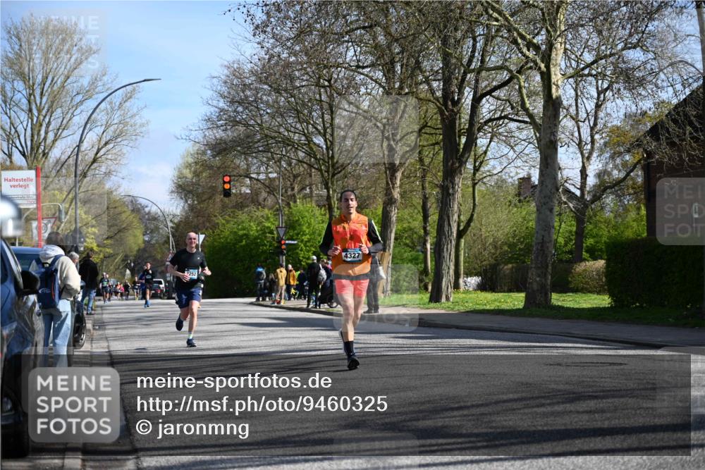 12.04.2026 - 45. Internationalen Wilhelmsburger Insellauf J. Mangold http://msf.ph/oto/9460325 12.04.2026 10:42:25 Ziel 2262, 2263, 2252, 3091, 5442, 5273, 2724, 2500, 3021, 5751, 5794, 3779, 5840, 2406, 4377 meine-sportfotos.de