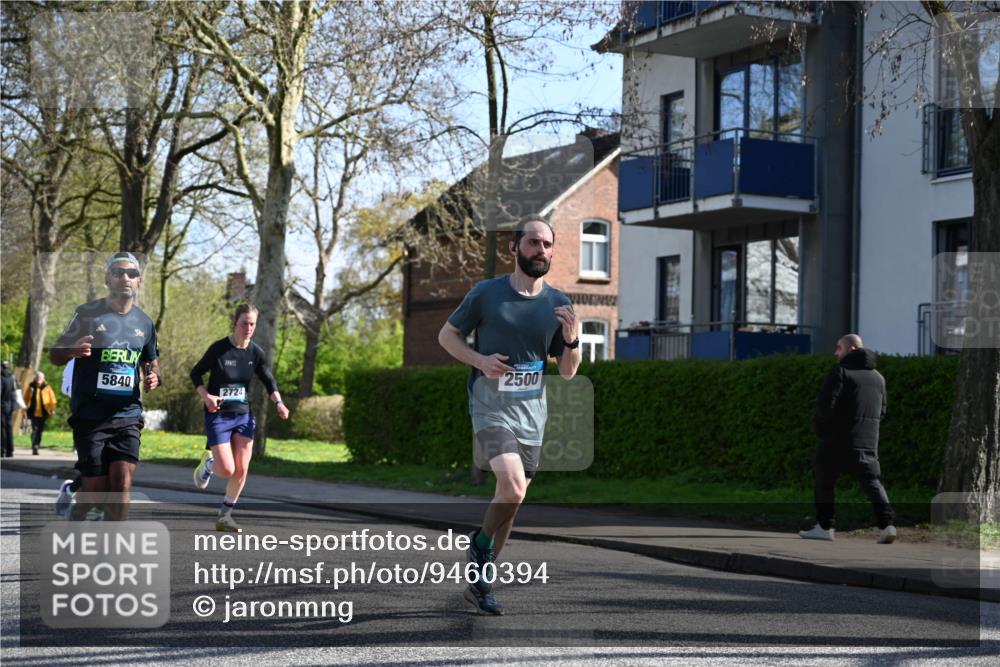 12.04.2026 - 45. Internationalen Wilhelmsburger Insellauf J. Mangold http://msf.ph/oto/9460394 12.04.2026 10:42:47 Ziel 5273, 2724, 2500, 3021, 5751, 5794, 3779, 5840, 2406, 4377, 3086, 3227, 4974, 5705, 2189, 5697, 2813, 4931, 3565, 5337, 2102, 2656, 2104, 5337, 2102, 2656, 2104, 5407, 5286, 2039 meine-sportfotos.de