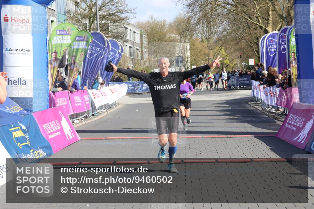 12.04.2026 - 45. Internationalen Wilhelmsburger Insellauf Strokosch-Dieckow http://msf.ph/oto/9460502 12.04.2026 10:50:27 Ziel 4855, 4929 meine-sportfotos.de
