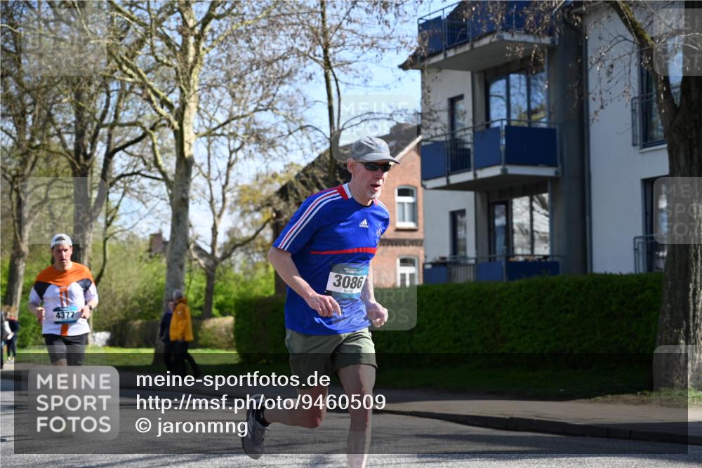 12.04.2026 - 45. Internationalen Wilhelmsburger Insellauf J. Mangold http://msf.ph/oto/9460509 12.04.2026 10:43:01 Ziel 3021, 5751, 5794, 3779, 5840, 2406, 4377, 3086, 3227, 4974, 5705, 2189, 5697, 2813, 4931, 3565, 5337, 2102, 2656, 2104, 5407, 5286, 2039, 3486, 4428, 3022, 4349 meine-sportfotos.de