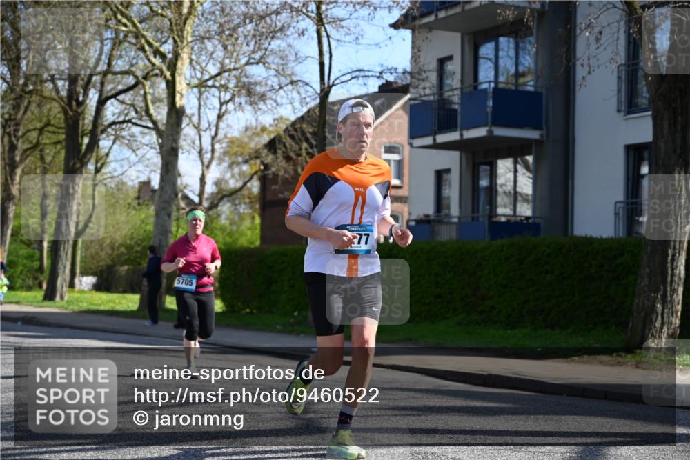 12.04.2026 - 45. Internationalen Wilhelmsburger Insellauf J. Mangold http://msf.ph/oto/9460522 12.04.2026 10:43:02 Ziel 5751, 5794, 3779, 5840, 2406, 4377, 3086, 3227, 4974, 5705, 2189, 5697, 2813, 4931, 3565, 5337, 2102, 2656, 2104, 5407, 5286, 2039, 3486, 4428, 3022, 4349 meine-sportfotos.de