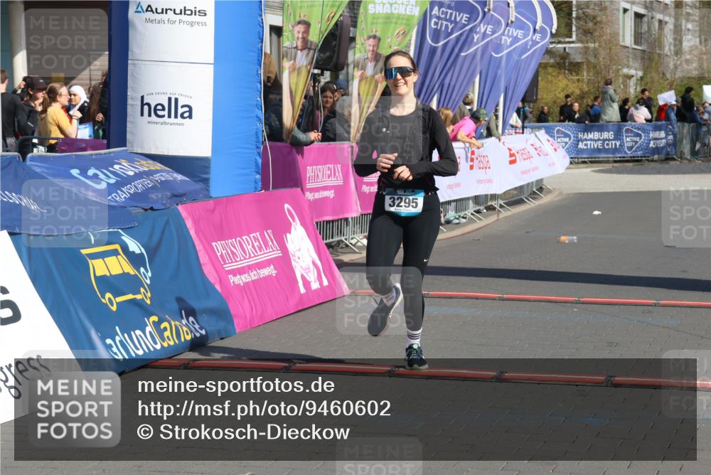 12.04.2026 - 45. Internationalen Wilhelmsburger Insellauf Strokosch-Dieckow http://msf.ph/oto/9460602 12.04.2026 11:08:01 Ziel 4856, 3295 meine-sportfotos.de