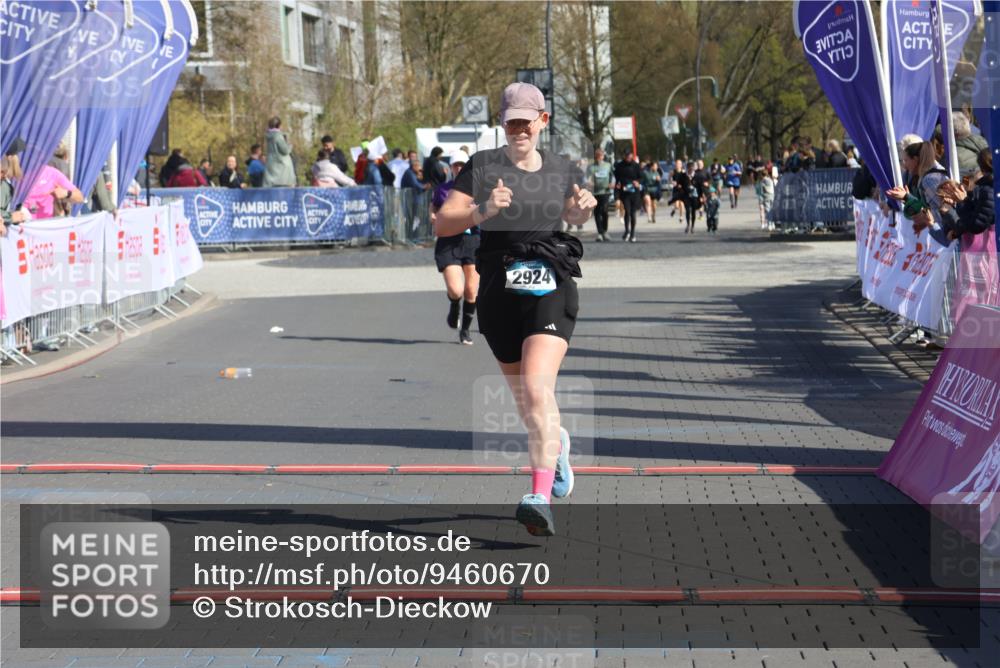 12.04.2026 - 45. Internationalen Wilhelmsburger Insellauf Strokosch-Dieckow http://msf.ph/oto/9460670 12.04.2026 11:08:08 Ziel 2924 meine-sportfotos.de