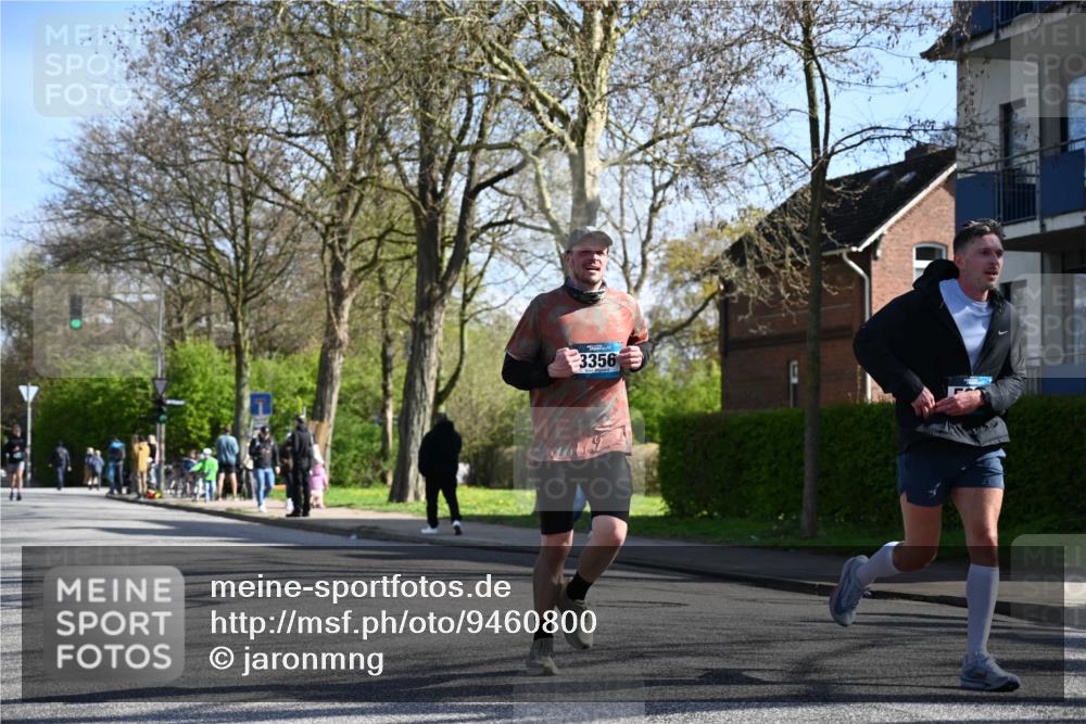 12.04.2026 - 45. Internationalen Wilhelmsburger Insellauf J. Mangold http://msf.ph/oto/9460800 12.04.2026 10:44:05 Ziel 4829, 4062, 5824, 3356, 5766, 5775, 3662, 2911, 4934, 2940, 4815, 4758, 5009, 4906, 5805, 2920 meine-sportfotos.de