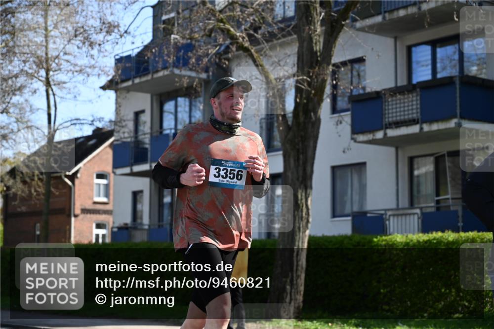 12.04.2026 - 45. Internationalen Wilhelmsburger Insellauf J. Mangold http://msf.ph/oto/9460821 12.04.2026 10:44:06 Ziel 4829, 4062, 5824, 3356, 5766, 5775, 3662, 2911, 4934, 2940, 4815, 4758, 5009, 4815, 4758, 5009, 4906, 5805, 2920 meine-sportfotos.de