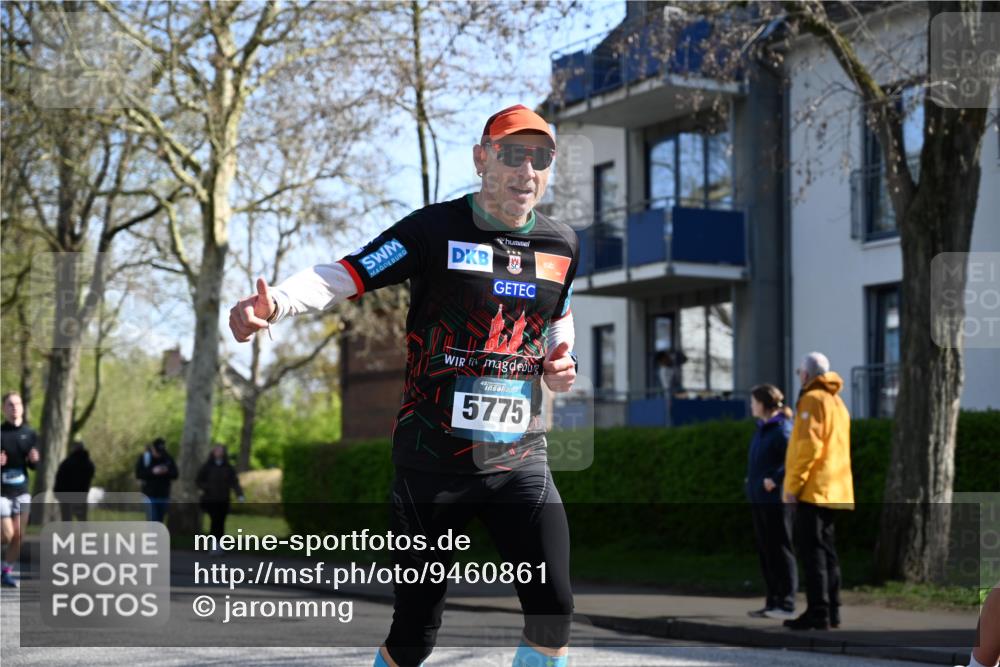 12.04.2026 - 45. Internationalen Wilhelmsburger Insellauf J. Mangold http://msf.ph/oto/9460861 12.04.2026 10:44:18 Ziel 5766, 5775, 3662, 2911, 4934, 2940, 4815, 4758, 5009, 4815, 4758, 5009, 4906, 5805, 2920, 3173, 2190, 4914, 5341, 5435, 5563, 2075 meine-sportfotos.de