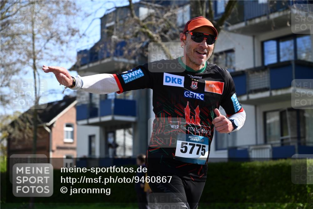 12.04.2026 - 45. Internationalen Wilhelmsburger Insellauf J. Mangold http://msf.ph/oto/9460867 12.04.2026 10:44:18 Ziel 5766, 5775, 3662, 2911, 4934, 2940, 4815, 4758, 5009, 4815, 4758, 5009, 4906, 5805, 2920, 3173, 2190, 4914, 5341, 5435, 5563, 2075 meine-sportfotos.de