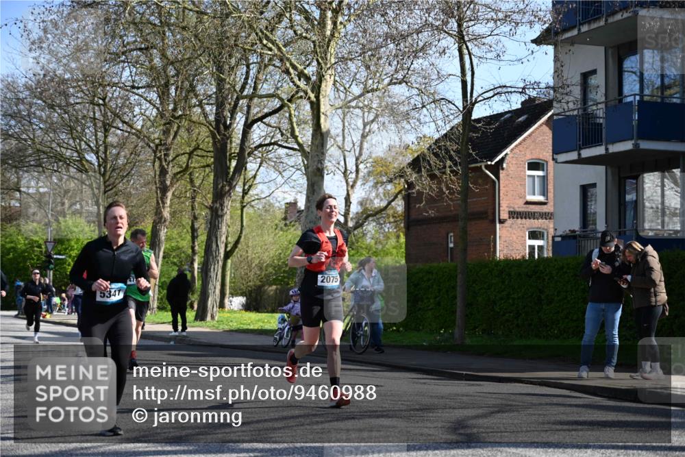 12.04.2026 - 45. Internationalen Wilhelmsburger Insellauf J. Mangold http://msf.ph/oto/9460988 12.04.2026 10:44:51 Ziel 2920, 3173, 2190, 4914, 5341, 5435, 5563, 2075, 2810, 3408, 4739, 3416, 2899, 4785, 2899, 4785, 3566, 5037, 5046, 3747, 3054, 2376, 2300, 3334, 2300, 3334, 4958, 3500, 4928, 4333, 2301, 2995, 2134, 3369 meine-sportfotos.de