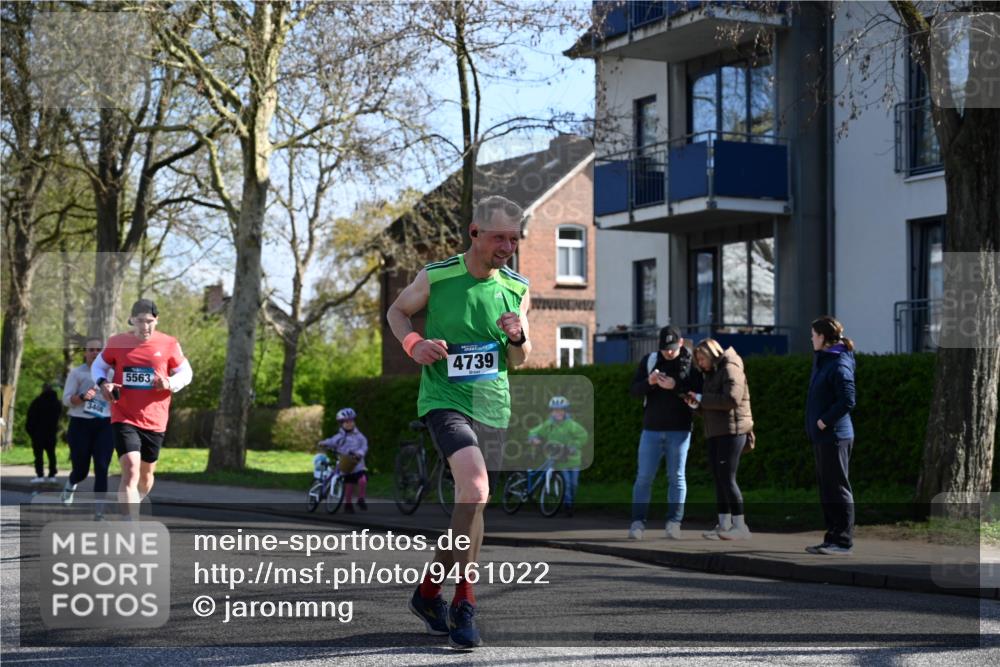 12.04.2026 - 45. Internationalen Wilhelmsburger Insellauf J. Mangold http://msf.ph/oto/9461022 12.04.2026 10:44:54 Ziel 2920, 3173, 2190, 4914, 5341, 5435, 5563, 2075, 2810, 3408, 4739, 3416, 2899, 4785, 3566, 3566, 5037, 5046, 3747, 3054, 2376, 2300, 3334, 4958, 3500, 4928, 4333, 2301, 2995, 2134, 3369, 4635, 3772 meine-sportfotos.de