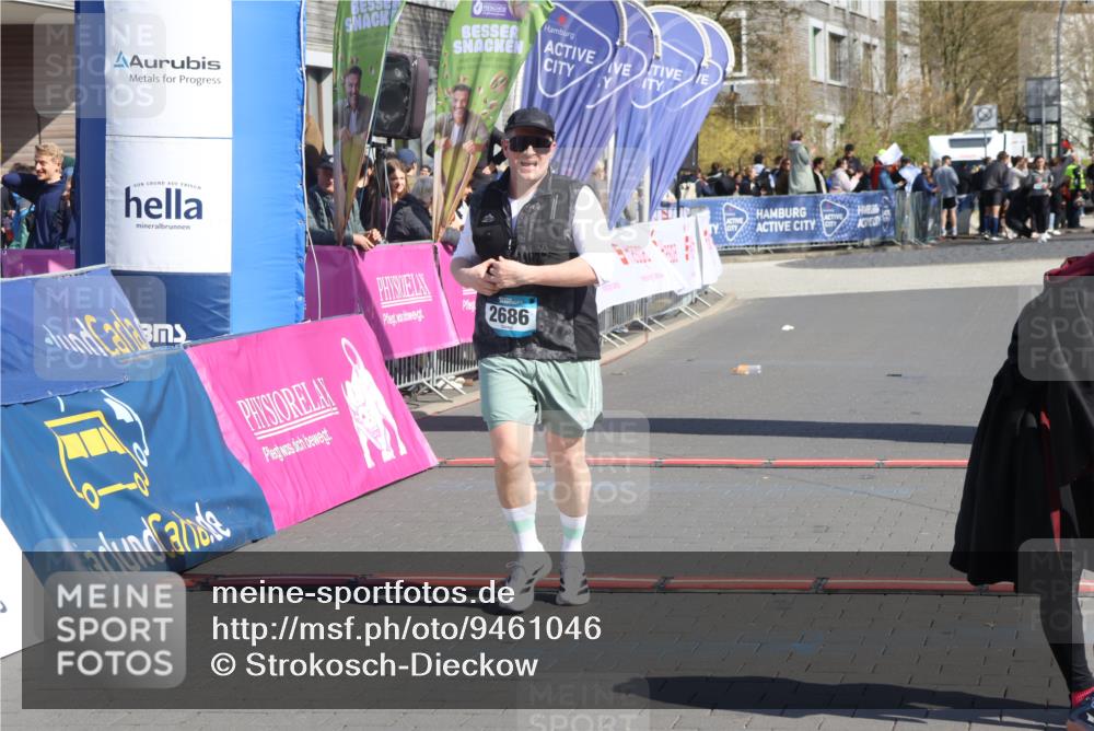 12.04.2026 - 45. Internationalen Wilhelmsburger Insellauf Strokosch-Dieckow http://msf.ph/oto/9461046 12.04.2026 11:08:46 Ziel 2686 meine-sportfotos.de